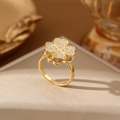 Sparkling Lucky Clover Anti-Anxiety Ring