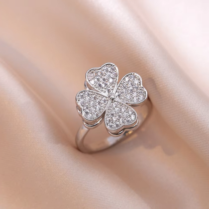 Sparkling Lucky Clover Anti-Anxiety Ring